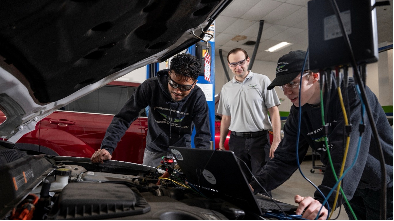 Automotive students in automotive lab
