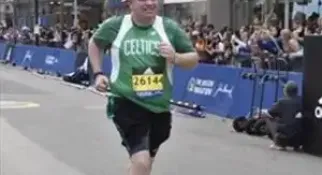 MassBay Community College alum Dan O’Neil, completing the Boston Marathon in 2017